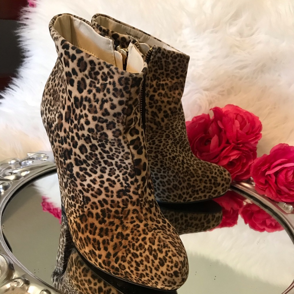 Leopard Print Booties - Picture 2 of 3